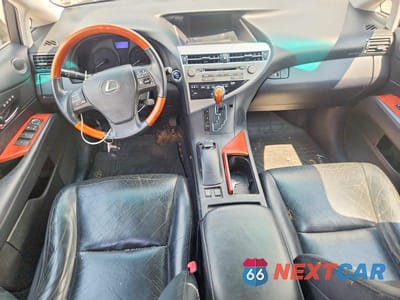 Zdjęcie 8 z 13 samochodu: 2012 LEXUS RX 450H VIN:JTJBC1BA5C2435405 - miniatura