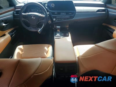 Zdjęcie 8 z 12 samochodu: 2025 LEXUS ES 300H BASE VIN:58ADA1C18SU067020 - miniatura