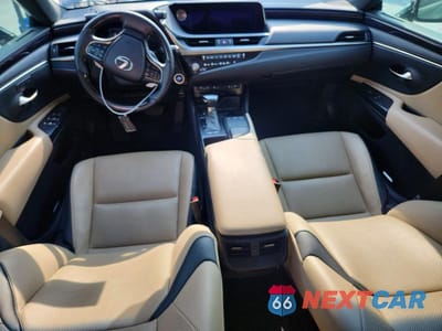 Zdjęcie 8 z 12 samochodu: 2021 LEXUS ES 300H VIN:58ADA1C13MU001378 - miniatura