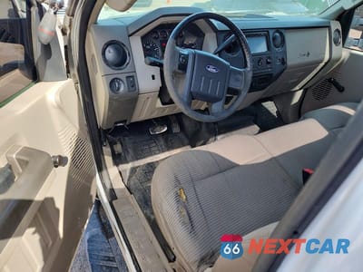 Zdjęcie 8 z 12 samochodu: 2010 FORD F250 SUPER DUTY VIN:1FTSF2BRXAEB38244 - miniatura