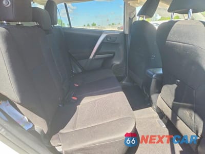 Zdjęcie 11 z 13 samochodu: 2016 TOYOTA RAV4 LE VIN:JTMBFREV0GJ083854 - miniatura
