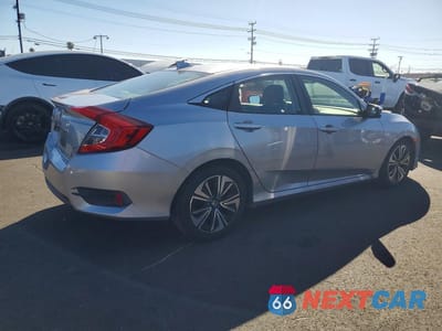 Trzecie zdjęcie samochodu z tyłu: 2018 HONDA CIVIC EX VIN:JHMFC1F40JX013033 - miniatura