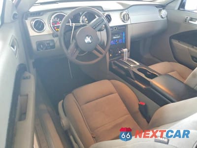 Zdjęcie 8 z 12 samochodu: 2008 FORD MUSTANG VIN:1ZVHT80N985115437 - miniatura