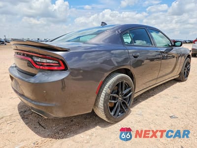 Trzecie zdjęcie samochodu z tyłu: 2021 DODGE CHARGER SXT VIN:2C3CDXJG1MH562839 - miniatura