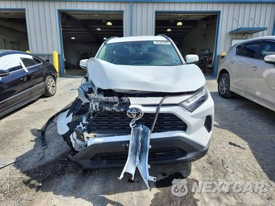 Piąte zdjęcie samochodu w środku: 2025 TOYOTA RAV4 HYBRID XLE VIN:4T3RWRFV4SU166811 - miniatura