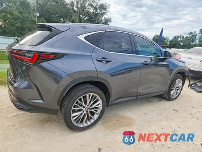 Trzecie zdjęcie samochodu z tyłu: 2025 LEXUS NX 350 PREMIUM VIN:2T2GGCEZ1SC066449 - miniatura