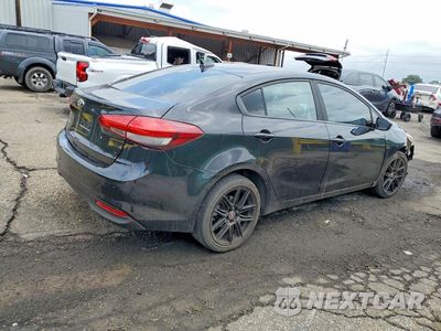 Trzecie zdjęcie samochodu z tyłu: 2018 KIA FORTE LX VIN:3KPFL4A72JE199632 - miniatura