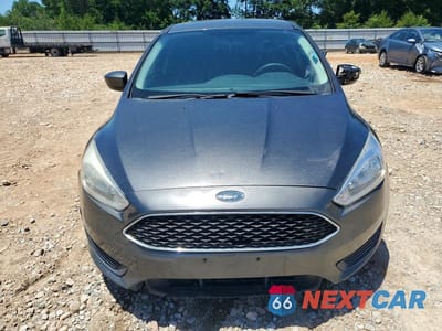 Piąte zdjęcie samochodu w środku: 2018 FORD FOCUS SE VIN:1FADP3K21JL282846 - miniatura