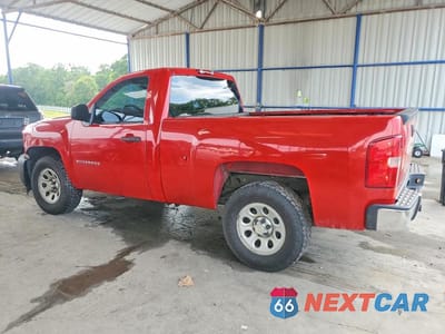 Drugie zdjęcie samochodu z przodu: 2010 CHEVROLET SILVERADO C1500 VIN:1GCPCPEX2AZ266881 - miniatura