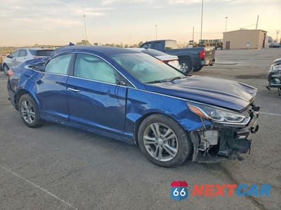 Czwarte zdjęcie samochodu z boku: 2018 HYUNDAI SONATA SEL+ VIN:5NPE34AFXJH726413 - miniatura