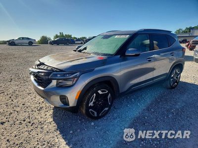 2025 KIA SELTOS SX KNDETCA76S7776198 - główne zdjęcie licytacji z USA - miniatura