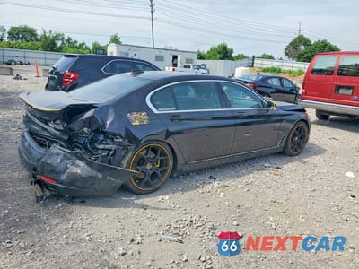 Trzecie zdjęcie samochodu z tyłu: 2016 BMW 750 XI VIN:WBA7F2C52GG419529 - miniatura