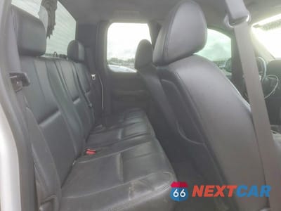 Zdjęcie 10 z 12 samochodu: 2008 GMC SIERRA K1500 VIN:1GTEK19J38Z176629 - miniatura