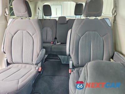 Zdjęcie 10 z 13 samochodu: 2020 CHRYSLER PACIFICA TOURING VIN:2C4RC1FGXLR102487 - miniatura