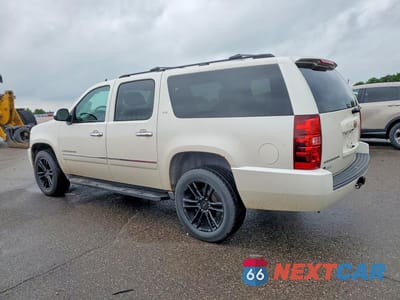 Drugie zdjęcie samochodu z przodu: 2013 CHEVROLET SUBURBAN K1500 LTZ VIN:1GNSKKE7XDR185753 - miniatura