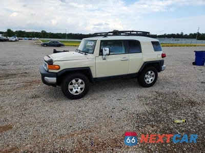 2008 TOYOTA FJ CRUISER BASE JTEBU11F18K035440 - główne zdjęcie licytacji z USA - miniatura
