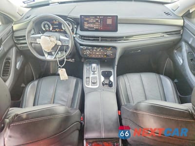 Zdjęcie 8 z 13 samochodu: 2022 INFINITI QX60 LUXE VIN:5N1DL1FR7NC333821 - miniatura