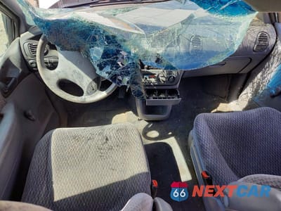 Zdjęcie 8 z 13 samochodu: 1999 DODGE GRAND CARAVAN SE VIN:2B4GP44G6XR476680 - miniatura