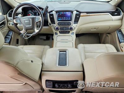 Zdjęcie 8 z 14 samochodu: 2019 GMC YUKON DENALI VIN:1GKS2CKJ0KR397626 - miniatura