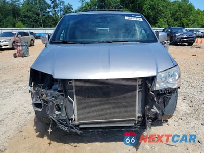 Piąte zdjęcie samochodu w środku: 2019 DODGE GRAND CARAVAN SXT VIN:2C4RDGCG3KR776466 - miniatura