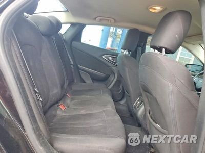 Zdjęcie 10 z 12 samochodu: 2015 CHRYSLER 200 LIMITED VIN:1C3CCCABXFN527341 - miniatura
