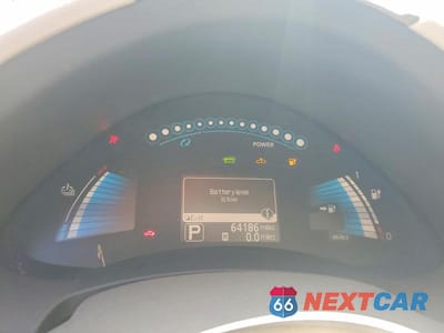 Zdjęcie 9 z 12 samochodu: 2011 NISSAN LEAF SV VIN:JN1AZ0CP5BT000616 - miniatura