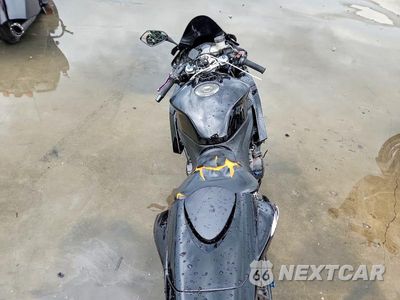 Zdjęcie 6 z 9 samochodu: 2007 HONDA CBR600 RR VIN:JH2PC40057M001636 - miniatura