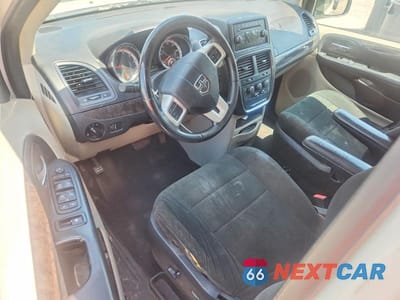 Zdjęcie 8 z 13 samochodu: 2011 DODGE GRAND CARAVAN EXPRESS VIN:2D4RN4DG9BR795522 - miniatura