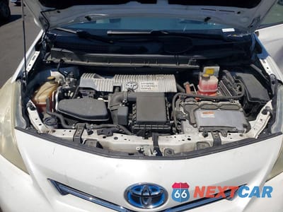 Zdjęcie 11 z 12 samochodu: 2012 TOYOTA PRIUS V THREE VIN:JTDZN3EU8C3123070 - miniatura