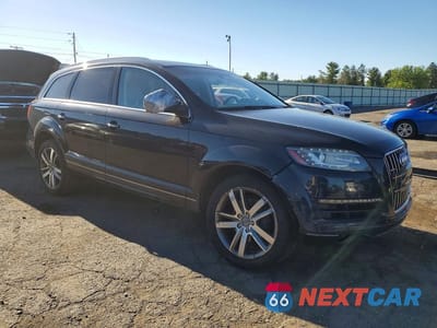 Czwarte zdjęcie samochodu z boku: 2013 AUDI Q7 PREMIUM PLUS VIN:WA1LMAFE8DD012240 - miniatura