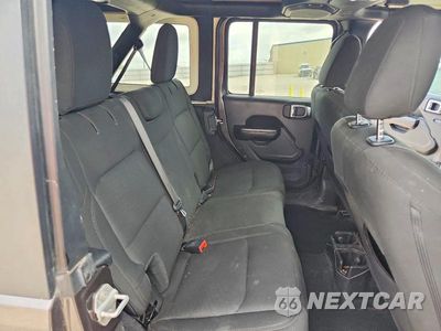 Zdjęcie 10 z 12 samochodu: 2020 JEEP WRANGLER UNLIMITED SPORT VIN:1C4HJXDNXLW122929 - miniatura