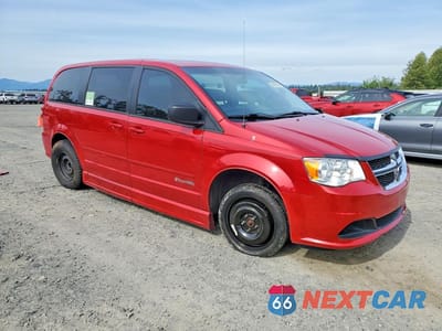 Czwarte zdjęcie samochodu z boku: 2015 DODGE GRAND CARAVAN SE VIN:2C4RDGBG2FR685972 - miniatura