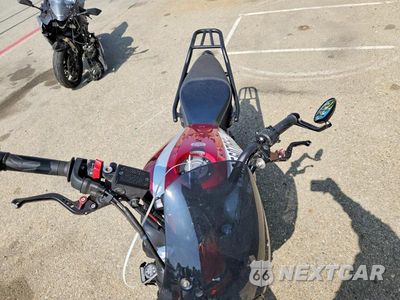 Piąte zdjęcie samochodu w środku: 2018 YAMAHA XSR700 C VIN:JYARM21Y4JA000327 - miniatura