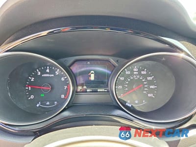 Zdjęcie 9 z 12 samochodu: 2018 KIA SEDONA EX VIN:KNDMC5C1XJ6367089 - miniatura