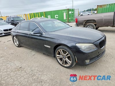 Czwarte zdjęcie samochodu z boku: 2011 BMW 750 LXI VIN:WBAKC8C57BC434422 - miniatura