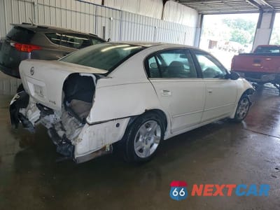 Trzecie zdjęcie samochodu z tyłu: 2003 NISS ALTIMA VIN:1N4AL11DX3C238210 - miniatura