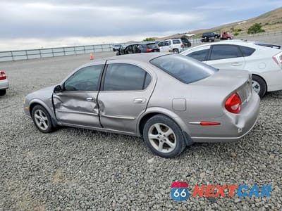 Drugie zdjęcie samochodu z przodu: 2000 NISSAN MAXIMA GXE VIN:JN1CA31A5YT204700 - miniatura