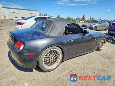 Czwarte zdjęcie samochodu z boku: 2006 BMW Z4 3.0SI VIN:4USBU53566LX00446 - miniatura