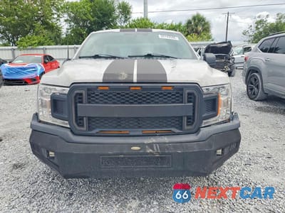 Piąte zdjęcie samochodu w środku: 2018 FORD F150 VIN:1FTMF1C57JKF08758 - miniatura