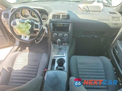 Zdjęcie 8 z 13 samochodu: 2012 DODGE CHALLENGER SXT VIN:2C3CDYAG7CH157606 - miniatura