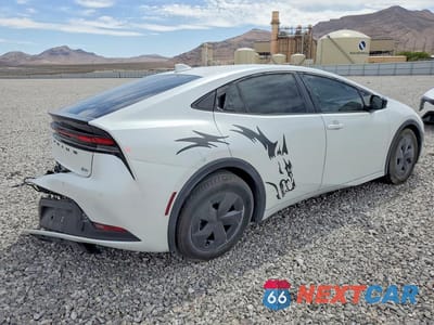 Trzecie zdjęcie samochodu z tyłu: 2023 TOYOTA PRIUS LE VIN:JTDACAAU9P3013440 - miniatura