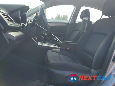 Zdjęcie 7 z 13 samochodu: 2016 SUBARU LEGACY 2.5I PREMIUM VIN:4S3BNAF64G3023947 - miniatura