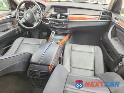 Zdjęcie 8 z 14 samochodu: 2011 BMW X5 XDRIVE35I VIN:5UXZV4C58BL405546 - miniatura