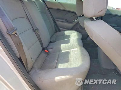 Zdjęcie 10 z 12 samochodu: 2018 KIA FORTE LX VIN:3KPFK4A75JE245831 - miniatura