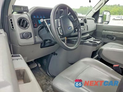 Zdjęcie 8 z 12 samochodu: 2023 FORD E350 REFRIGERATED BOX TRUCK VIN:1FDWE3FK5PDD09760 - miniatura