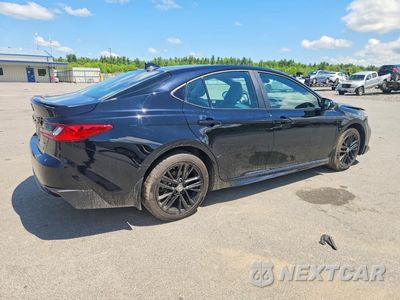Trzecie zdjęcie samochodu z tyłu: 2025 TOYOTA CAMRY SE VIN:4T1DBADK0SU006787 - miniatura