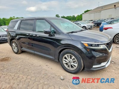 Czwarte zdjęcie samochodu z boku: 2022 KIA CARNIVAL LX VIN:KNDNB4H37N6132831 - miniatura
