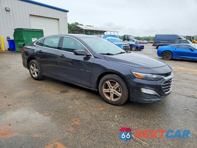 Czwarte zdjęcie samochodu z boku: 2023 CHEVROLET MALIBU LS VIN:1G1ZC5ST8PF116730 - miniatura