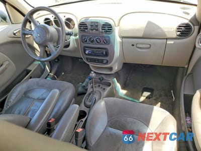 Zdjęcie 8 z 12 samochodu: 2005 CHRYSLER PT CRUISER LIMITED VIN:3C8FY68895T613727 - miniatura