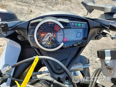 Zdjęcie 7 z 9 samochodu: 2022 SUZUKI GSX-R750 VIN:JS1GR7MA6N7101214 - miniatura